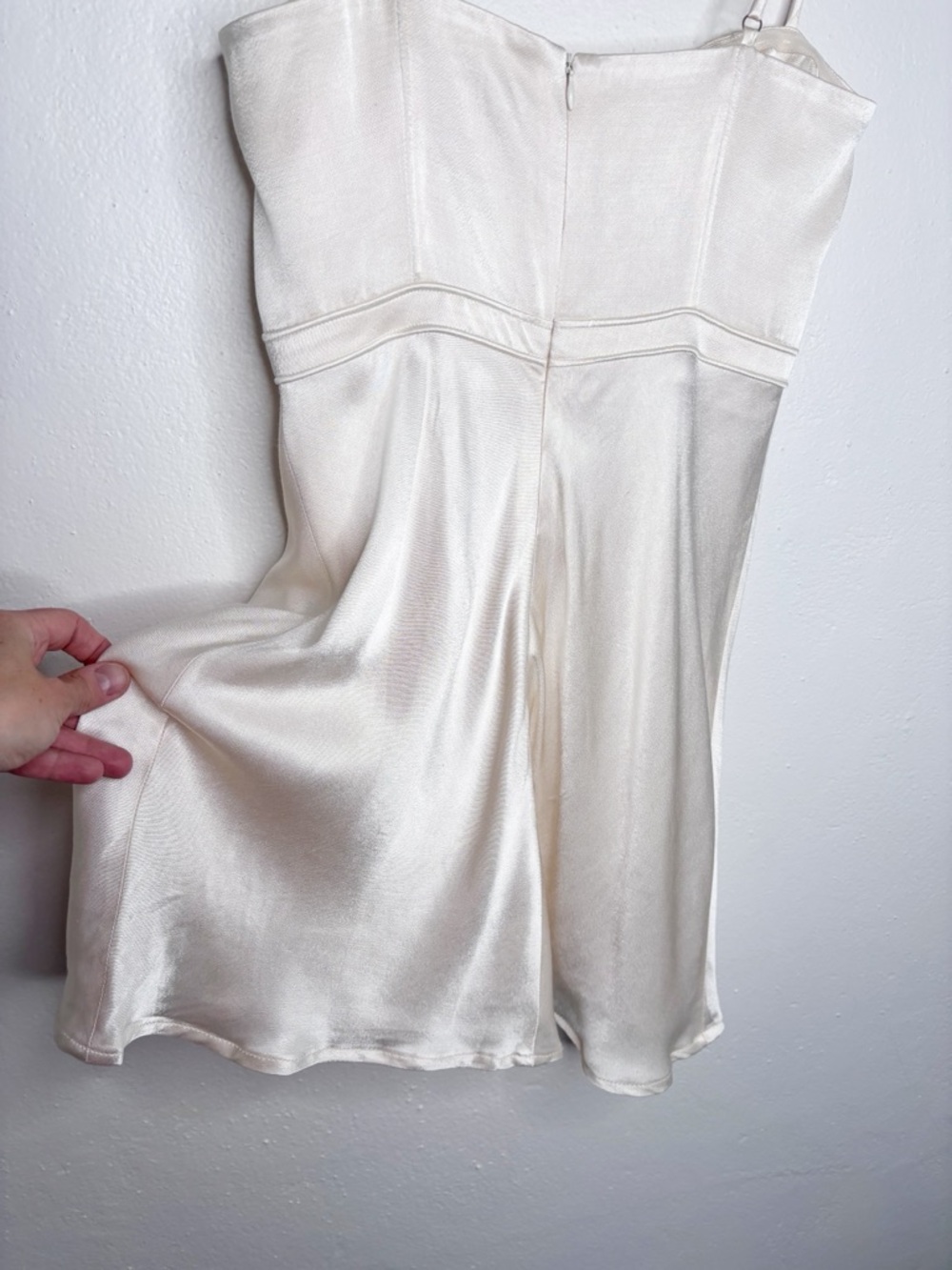 Revolve SHONA JOY La Lune Bustier Mini Dress Satin Cream Size 6 EUC - Picture 13 of 13